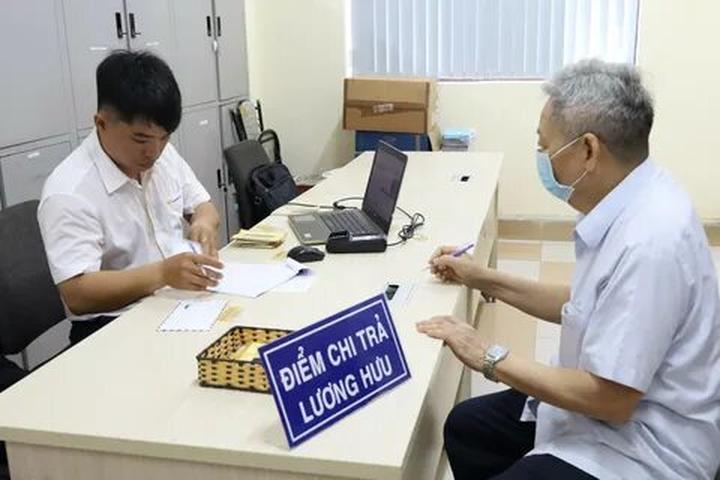 Hotspot Matrix và Ông Donald Trump cùng gia đình lần đầu xuất hiện sau bầu cử, “cậu út”
